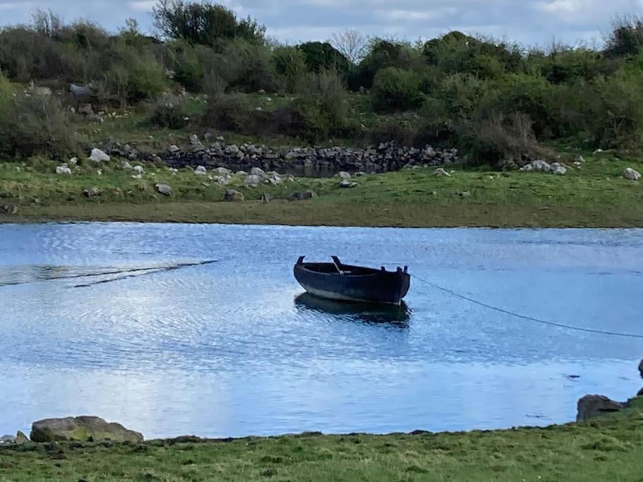 Appartamento The Burren Snug Galway Esterno foto